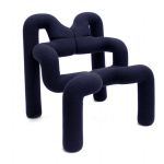 910 8484 ARMCHAIR